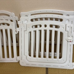 【値下げ】ベビーゲート、サークル（ソノバdeゲート）の画像