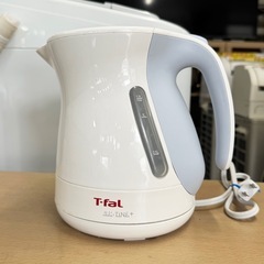 【美品‼️】定価7,216円 ティファール 1.2L電気ケトル ジャスティンプラス 空だき防止機能 電気ポット 湯沸かし スカイブルー♪の画像