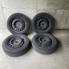 グッドイヤー　夏タイヤホイル　アクアで使用