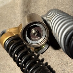 ZR リアクション4純正の画像