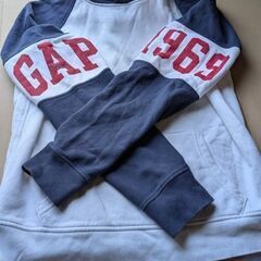 300円　GAP 　古着　紺白、裏起毛トレーナー　Lの画像