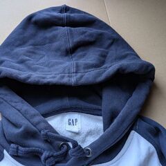300円　GAP 　古着　紺白、裏起毛トレーナー　Lの画像