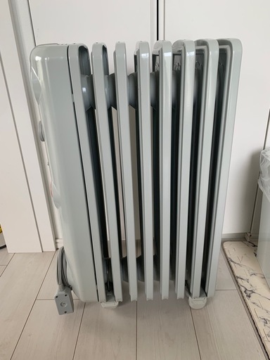 デロンギ オイルヒーター 尼崎駅近く 引き取り限定