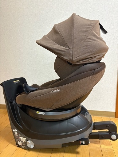 Combi チャイルドシート クルムーブ　18000→12000円に値下げ　　※譲渡済み