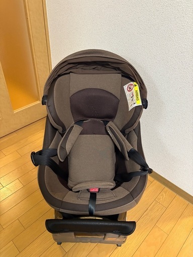 Combi チャイルドシート クルムーブ　18000→12000円に値下げ　　※譲渡済み
