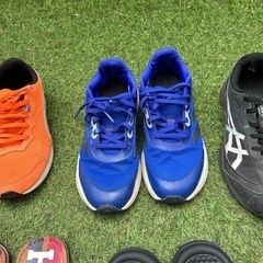 お値下げ！NIKE、adidas、new balance子供靴、スニーカー、サンダル、中古、まとめ売りの画像