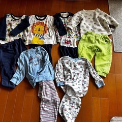長袖パジャマ7セット　90センチ　