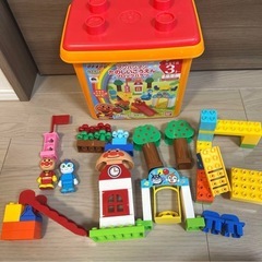 【美品】アンパンマン　たのしいこうえん　ブロックバケツ　ブロック...