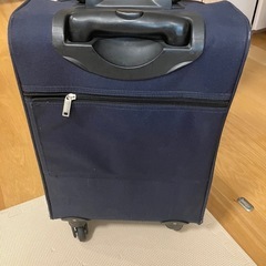 キャリーケースの画像