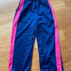 女子　ジャージ上下　130〜140cmの画像