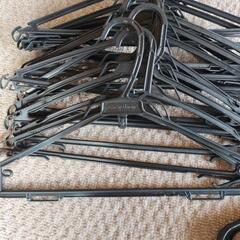 ハンガー色々31本の画像