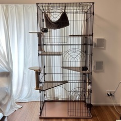 ねこ用品セット　　ケージ　トイレ　ゴミ箱など
