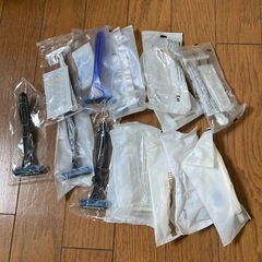 アメニティ　シェーバー　14点
