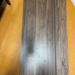 昇降式テーブル