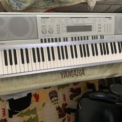 Casio 76鍵盤ピアノ　WK210