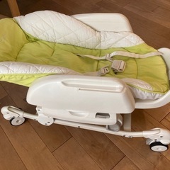COMBI ネムリラ　ハイローチェアの画像