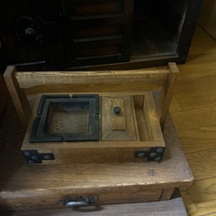 アンティーク家具の画像