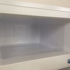 JT10813【maxzen/マクスゼン 2ドア冷蔵庫】美品 2024年製 JR085HM01WH 家電 キッチン 冷蔵冷凍庫 85L 直冷式 右開きの画像