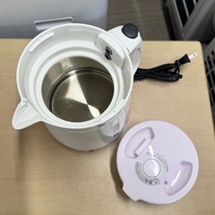 【超美品‼️】タイガー 2022年製 1.0L電気ケトル わく子 空だき防止機能 電気ポット 湯沸かし ピンク♪の画像