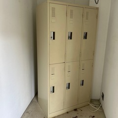 オフィスロッカー