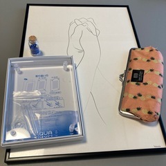 写真立て、絵、筆箱、星の砂