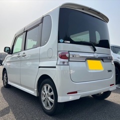 Bluetoothナビ付き☆月々9千円〜分割可❗️車検2年付き！【名義変更代込み】広い車内！大人気‼️ダイハツ タントカスタム☆Bluetoothナビ付き☆走行中DVD見れます♪ETC付き☆純正アルミ☆電動スライドドア☆ドライブレコーダー☆そのまま乗って帰れます！の画像