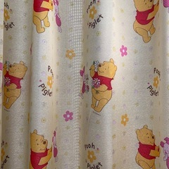 クマのプーさんカーテン(フックなし)の画像