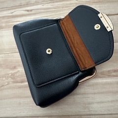 がま口財布
の画像