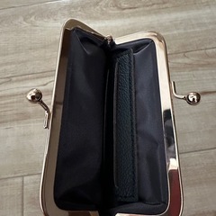 がま口財布
の画像