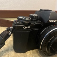 LUMIX G9PRO と望遠レンズ H-FS100300 値下げしました！！