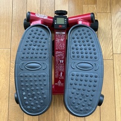 健康器具　足踏みステッパー