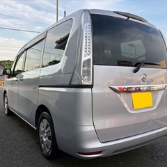 低走行 6万キロ☆ハイブリッド入りました☆月々1.2万円〜分割払い可❗️車検2年付き！大人気☆日産 セレナ☆8人乗り☆Bluetooth対応ナビ付き☆走行中DVD見れます☆ETC☆バックカメラ☆ドラレコ付きのフル装備☆電動スライドドア☆クルーズコントロール搭載☆ウィンカーミラー☆フル装備☆車内広々三列シート‼️の画像