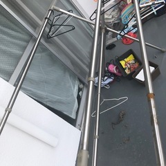 物干し竿ラックの画像