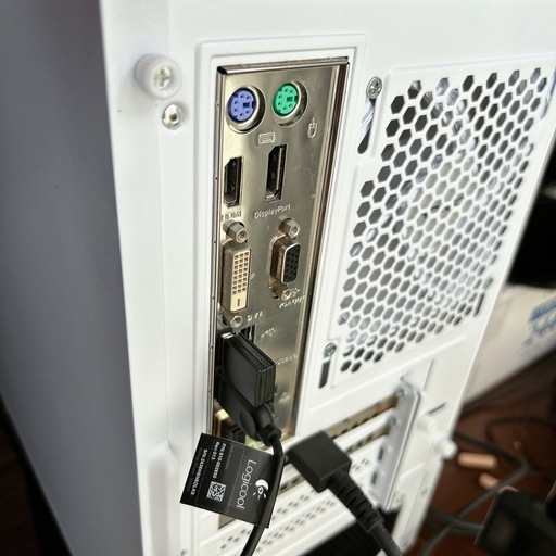 【ジャンク扱い】Core i7 RX5700XT搭載？ゲーミングPC 中古