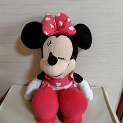 ミッキーマウス・ミニーマウスのぬいぐるみの画像