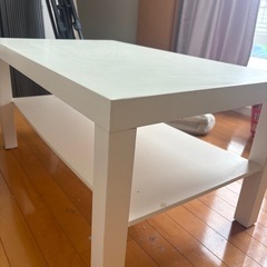 テーブル