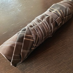 【新品未使用】ブランド折りたたみ傘　xavier danaud グザヴィエ ダノー　紳士用　55cm チェック柄の画像