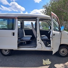 走行9万キロオートマ車‼️月々9千円〜分割可‼️働くくるま軽バン入りました！車検付き！【名義変更代込み】車内広い！人気のダイハツ ハイゼットカーゴ‼️HDDナビ付き☆走行中DVD見れます☆両側スライドドア☆ドラレコ付☆そのまま乗って帰れます‼️の画像