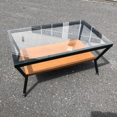 ガラスローテーブル
