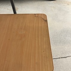 受け渡し者決定パソコンデスクの画像