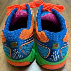 【美品！！】 New Balance ニューバランス MR890 RW スニーカー オレンジの画像