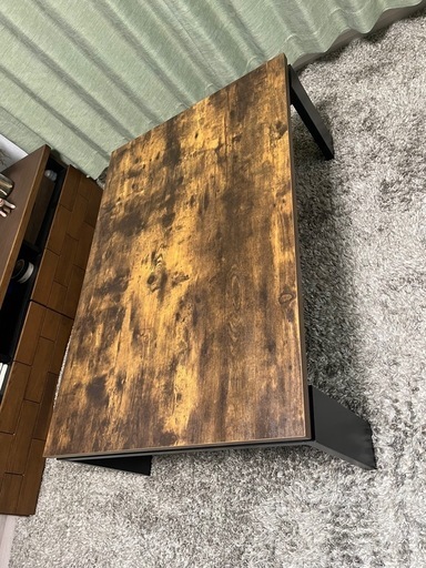 リビングテーブル