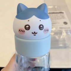 ちいかわ お顔マイボトル１ ハチワレ　500mlの画像