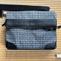 ショルダーバッグ