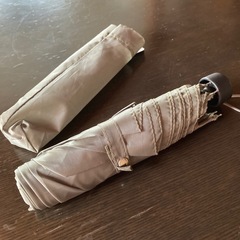 【新品未使用】折りたたみ傘　53cm 紳士用　カーキ色　グリーン系　無地　コンパクトの画像