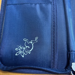 新古品　紺色　鳥獣戯画　トラベルケースの画像