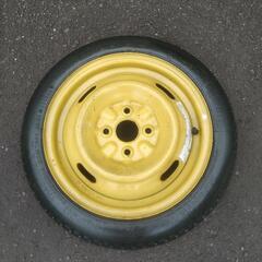 エブリィワゴンda64w　スペアタイヤ