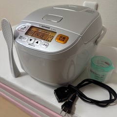 ZOJIRUSHI 象印 炊飯器の画像