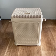 ランドリーバスケット【町田市再生家具】　0511