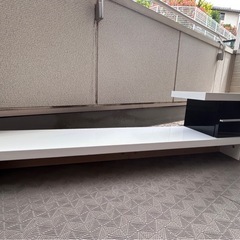 テレビボードの画像